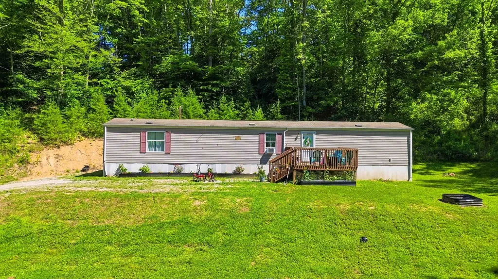 4664 Maple Creek Road Williamsburg KY 40769