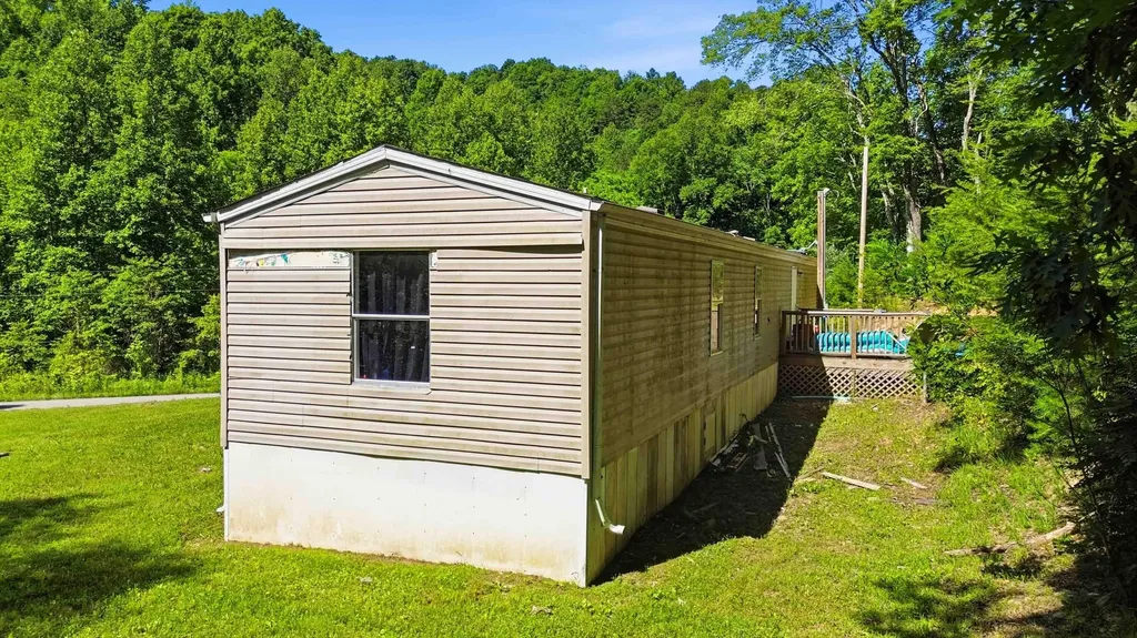 4664 Maple Creek Road Williamsburg KY 40769