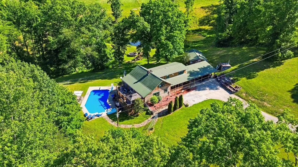 4664 Maple Creek Road Williamsburg KY 40769