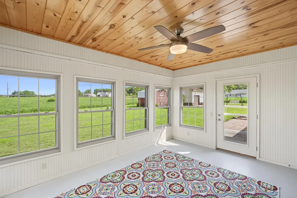 1940 Sharkey Road Morehead KY 40351