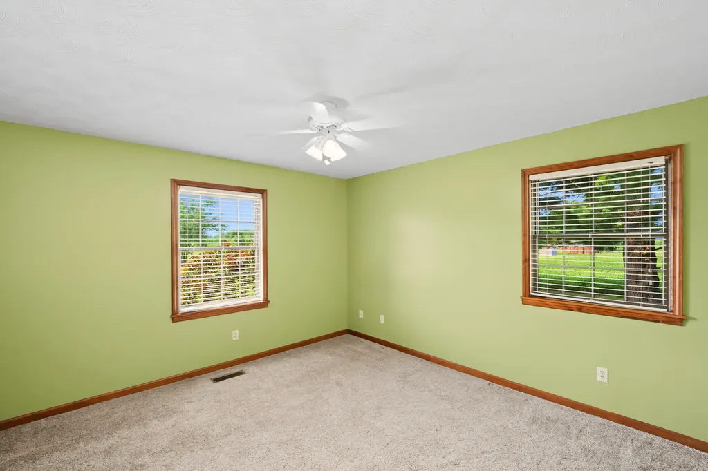 1940 Sharkey Road Morehead KY 40351