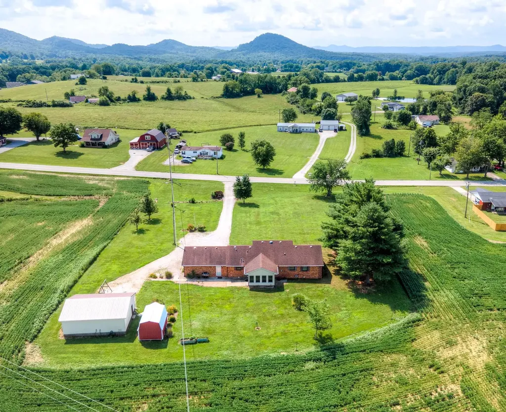 1940 Sharkey Road Morehead KY 40351