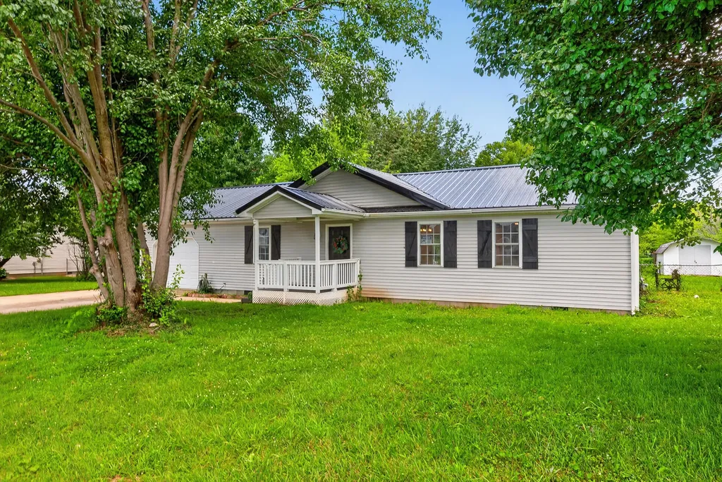 216 Raintree Circle Stanford KY 40484
