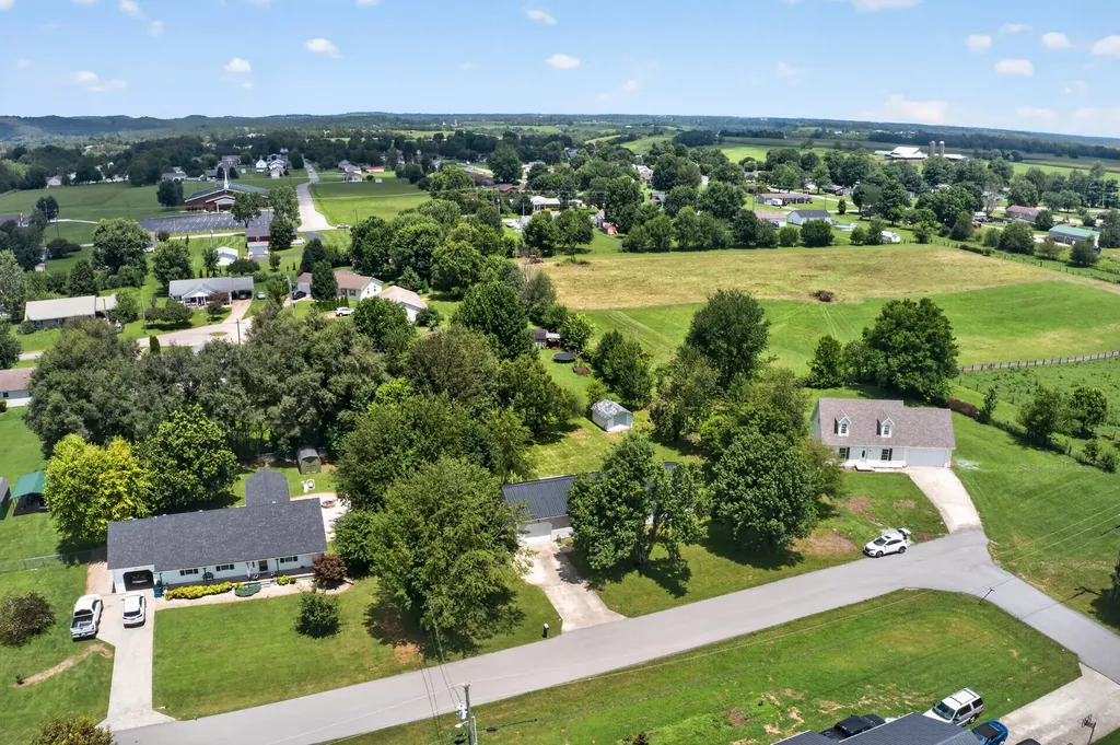 216 Raintree Circle Stanford KY 40484