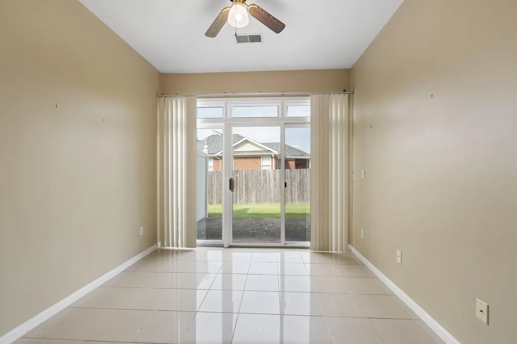 1309 Bent Willow Lane Louisville KY 40214