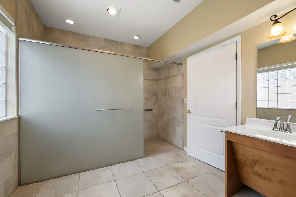 1309 Bent Willow Lane Louisville KY 40214