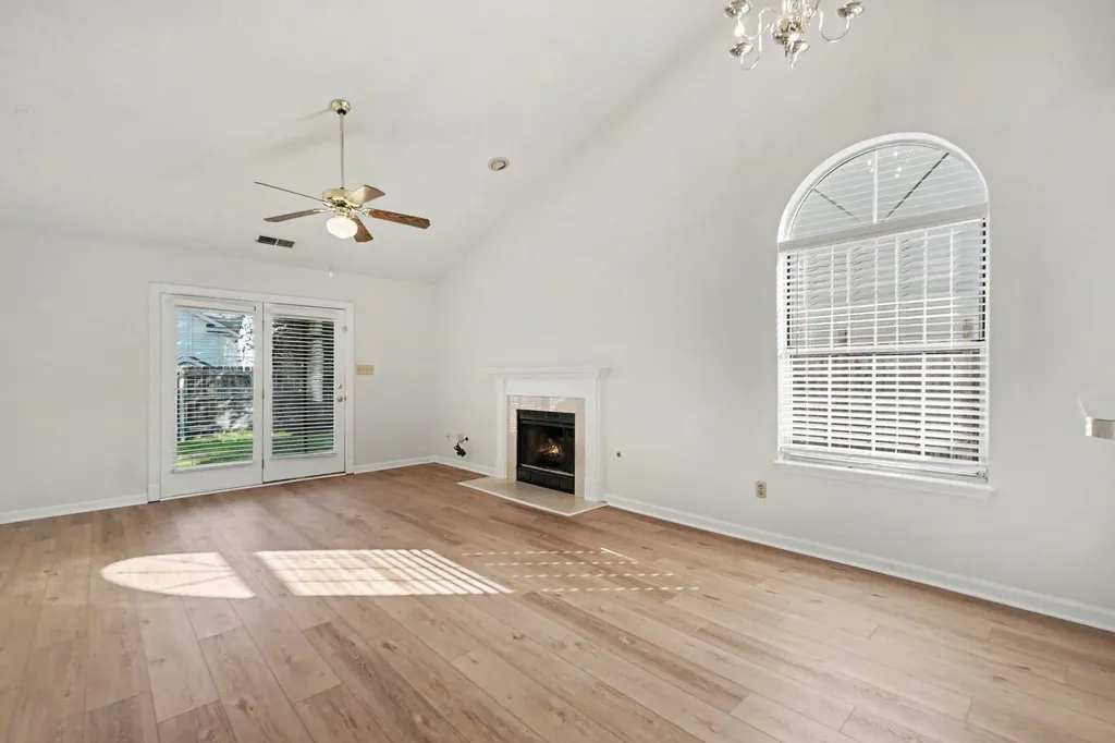 1213 Pleasant Ridge Drive Lexington KY 40509