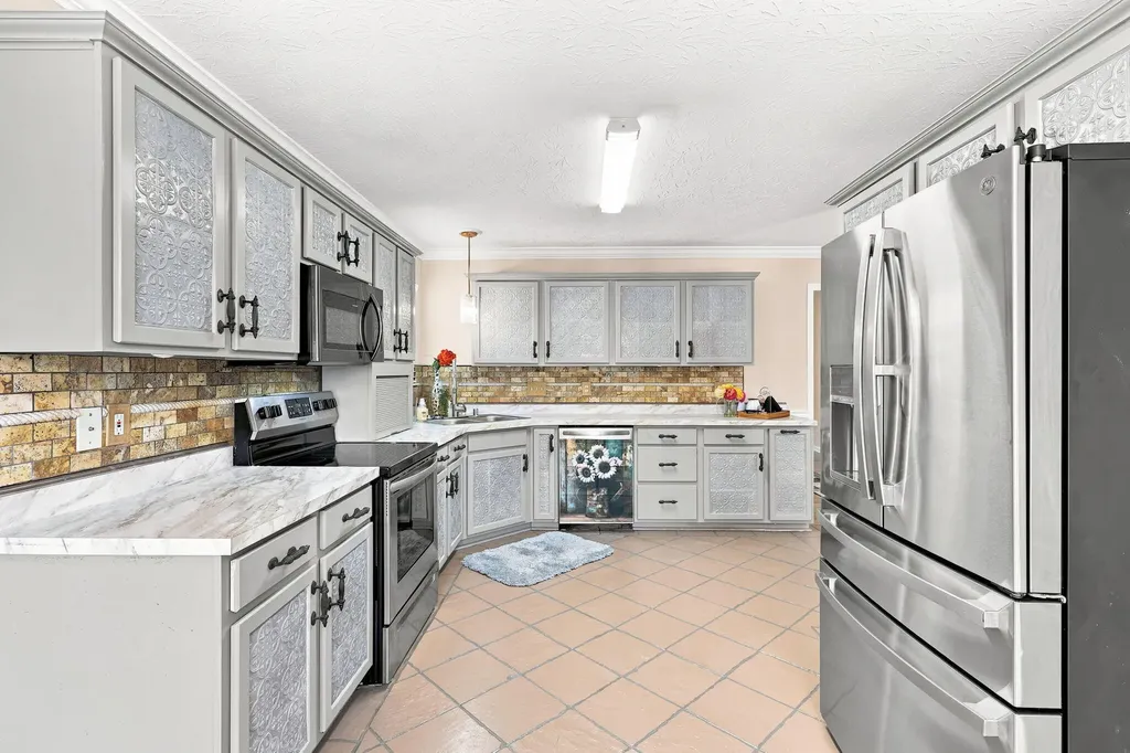 210 Secretariat Street Georgetown KY 40324