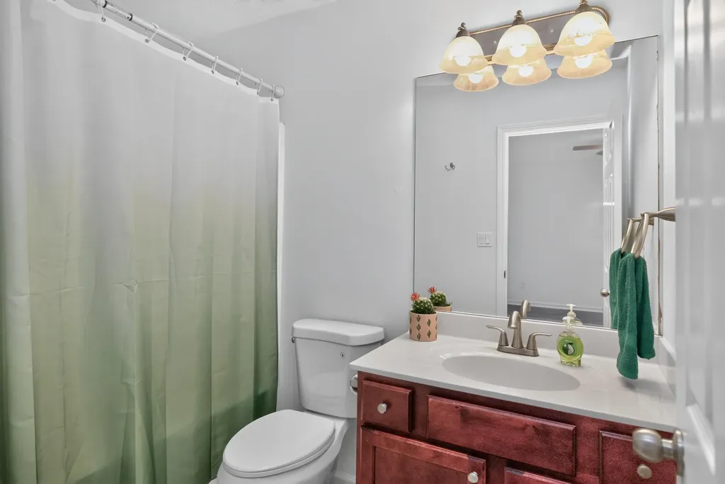1329 Harrington Court Lexington KY 40511