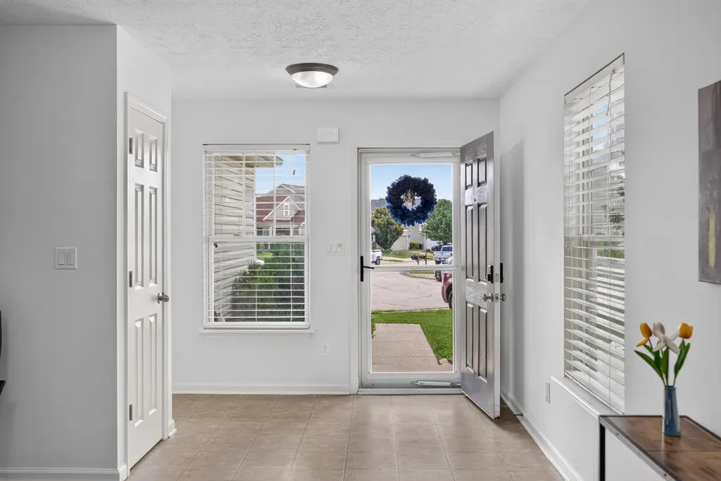 1329 Harrington Court Lexington KY 40511