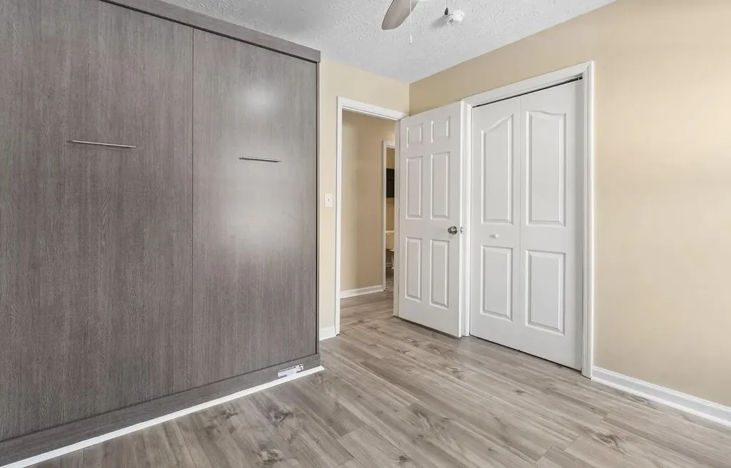141 Clover Valley Drive Lexington KY 40511