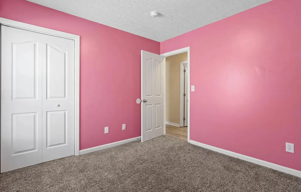 141 Clover Valley Drive Lexington KY 40511