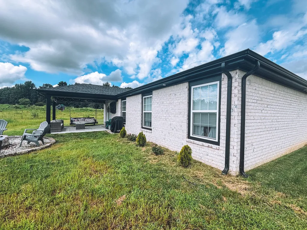 290 Clover Crescent Paducah KY 42003