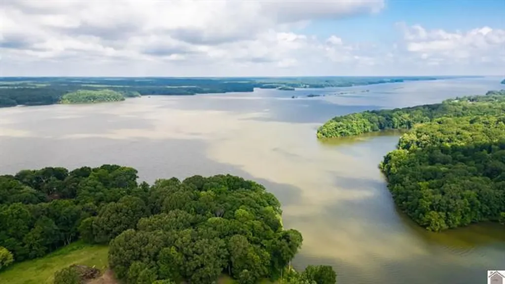 Lot 138 Crystal Creek Drive Cadiz KY 42211
