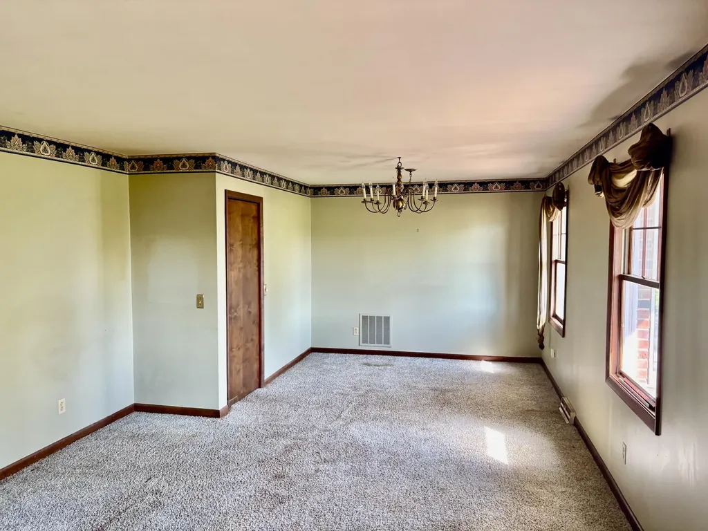 116 Edgewood Drive Cadiz KY 42211