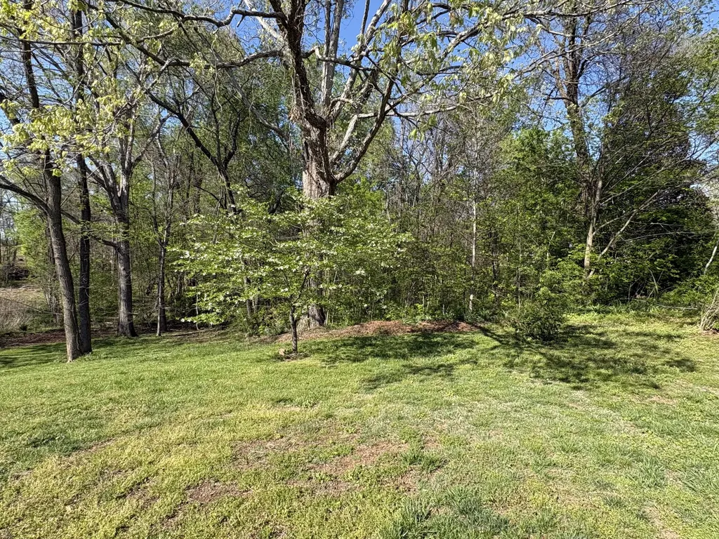 116 Edgewood Drive Cadiz KY 42211