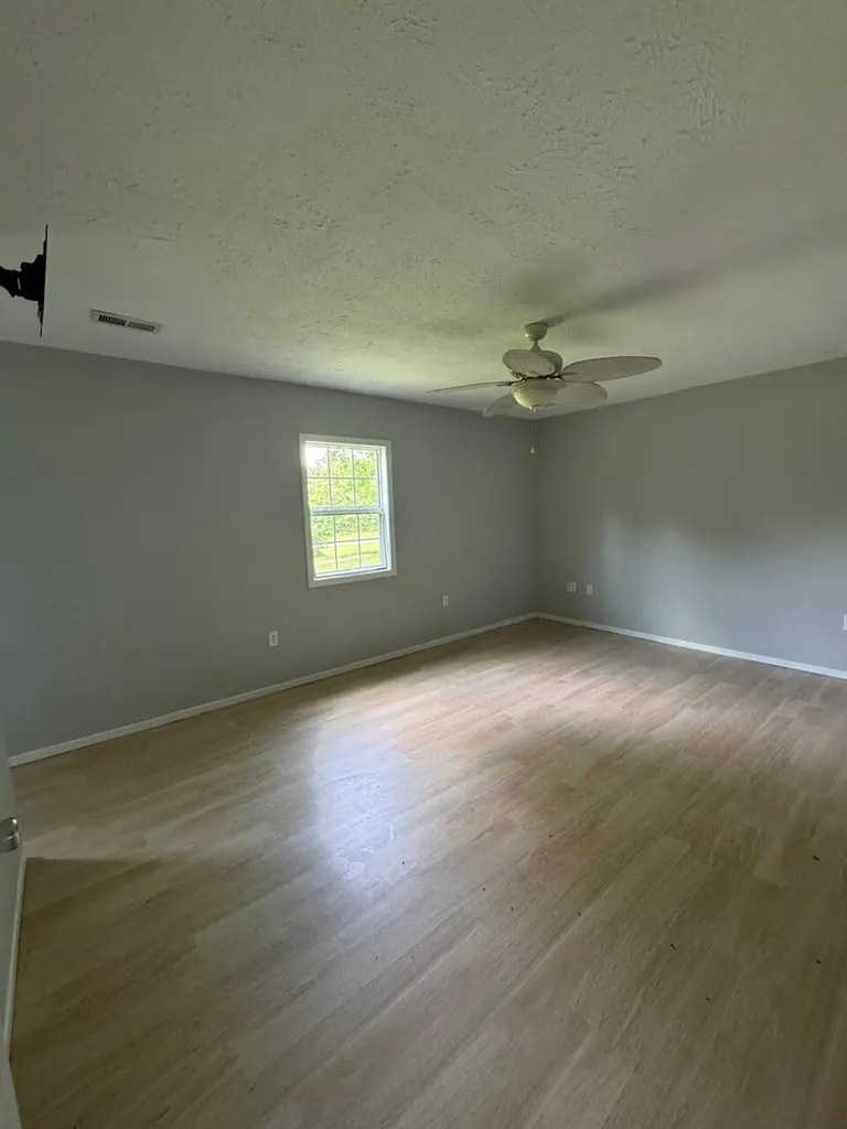 1800 Highway 1955 Mckee KY 40447