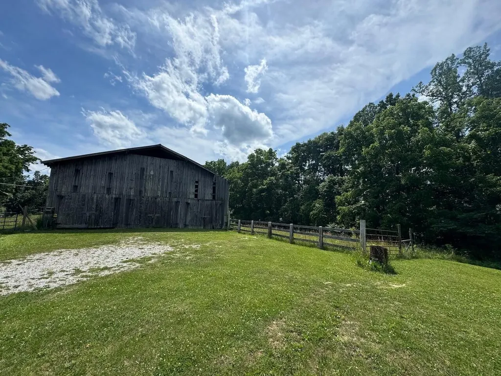 1800 Highway 1955 Mckee KY 40447