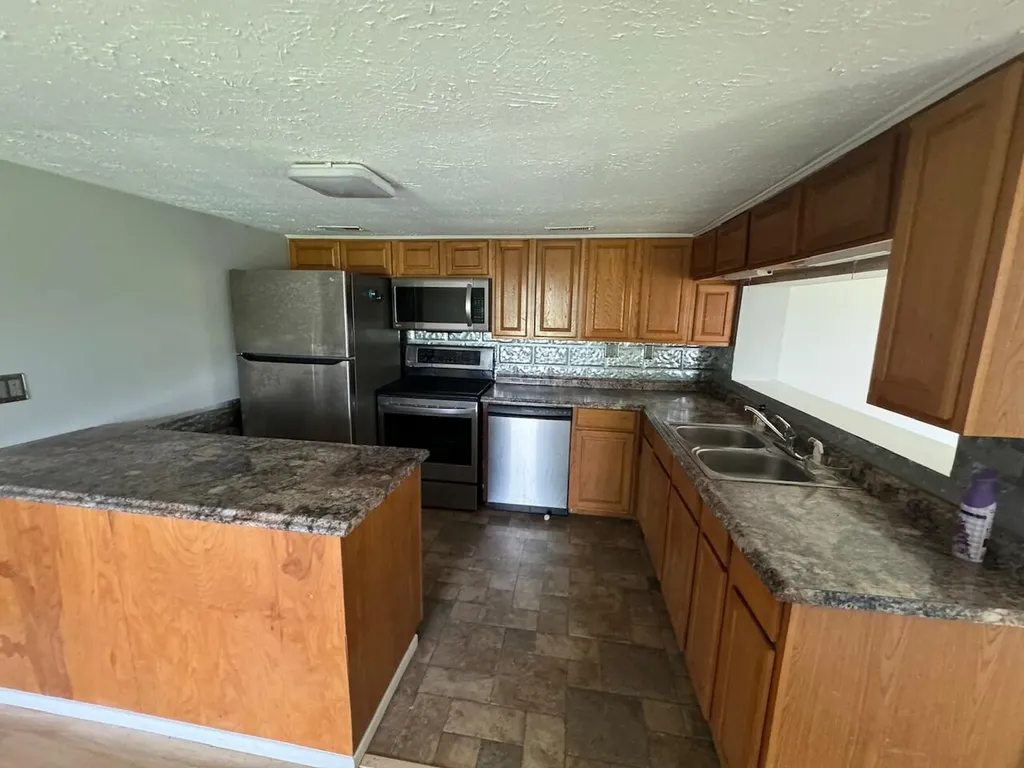 1800 Highway 1955 Mckee KY 40447