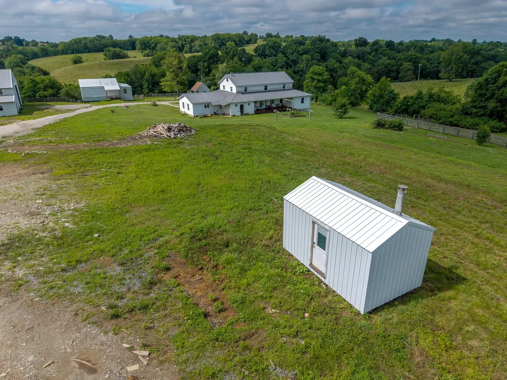 925 Sunset-locust Road Hillsboro KY 41049