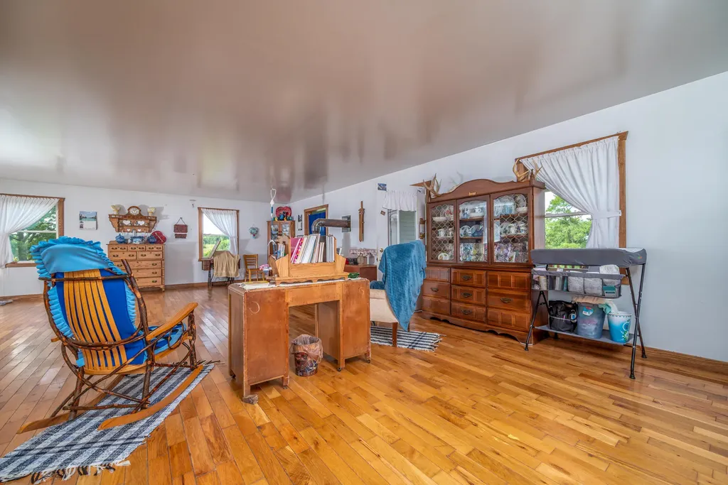925 Sunset-locust Road Hillsboro KY 41049