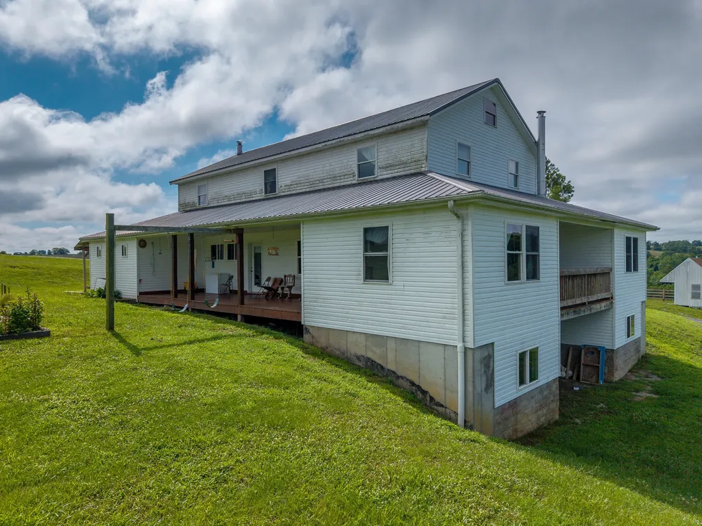 925 Sunset-locust Road Hillsboro KY 41049