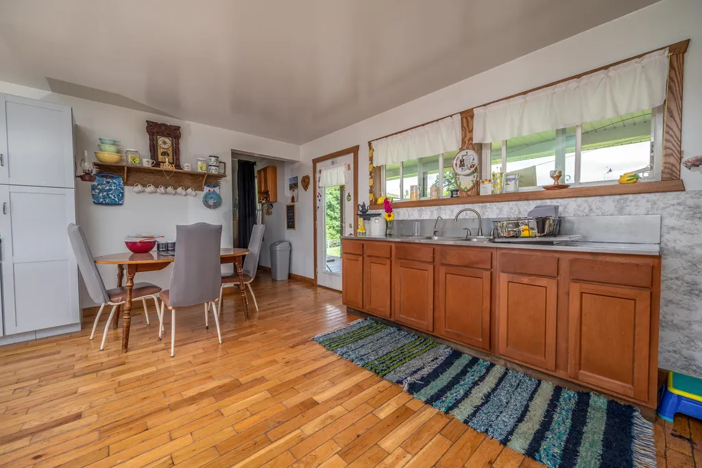 925 Sunset-locust Road Hillsboro KY 41049