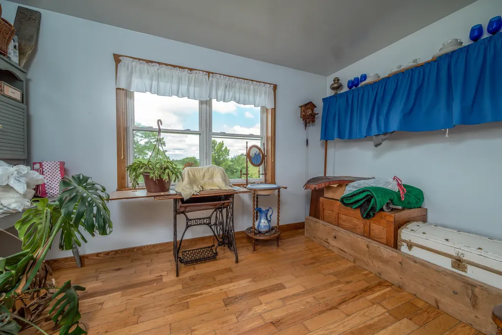 925 Sunset-locust Road Hillsboro KY 41049