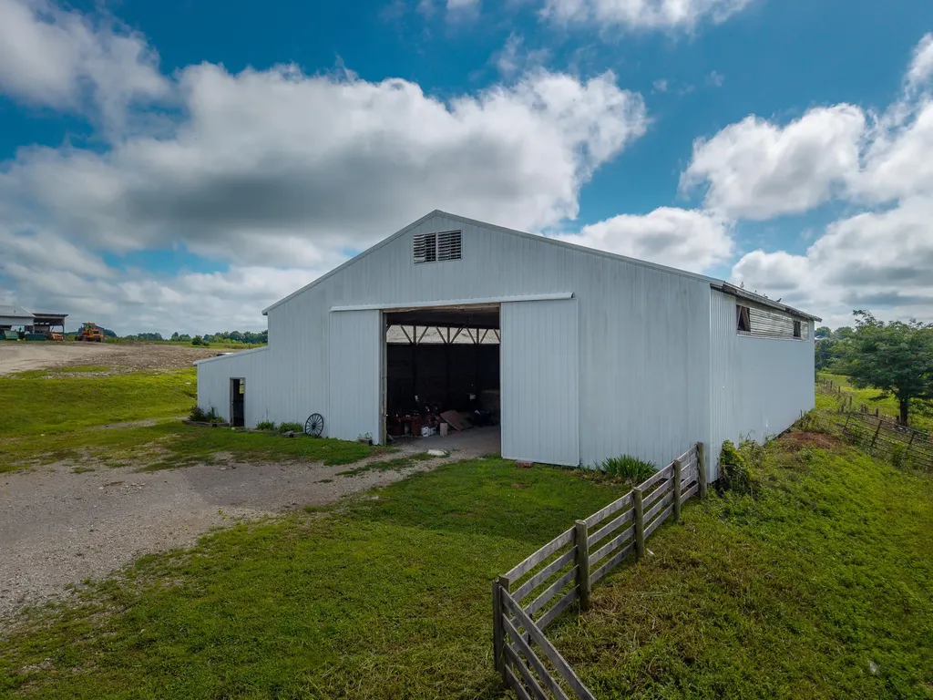 925 Sunset-locust Road Hillsboro KY 41049