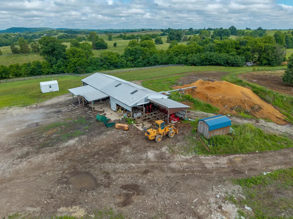 925 Sunset-locust Road Hillsboro KY 41049