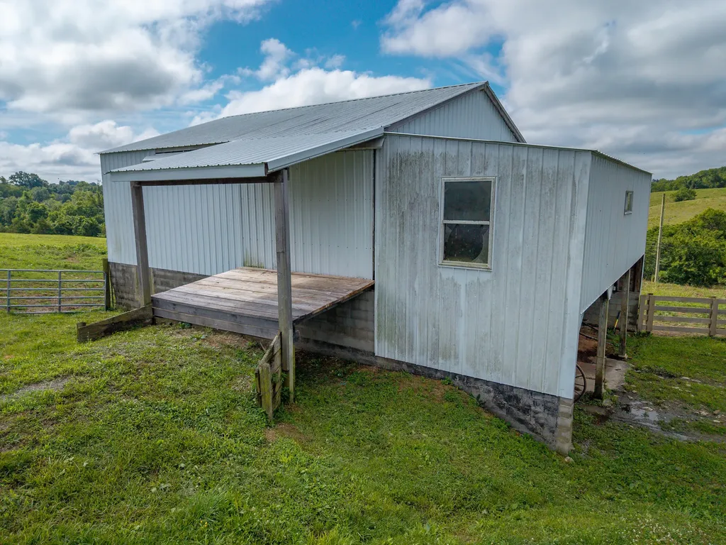 925 Sunset-locust Road Hillsboro KY 41049