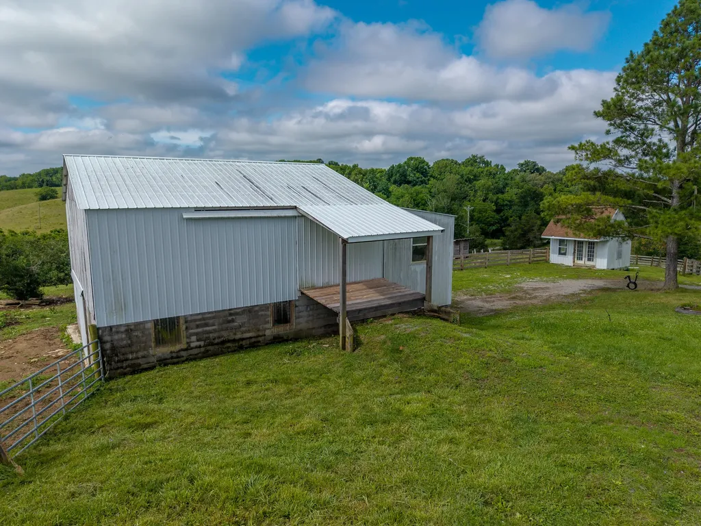 925 Sunset-locust Road Hillsboro KY 41049