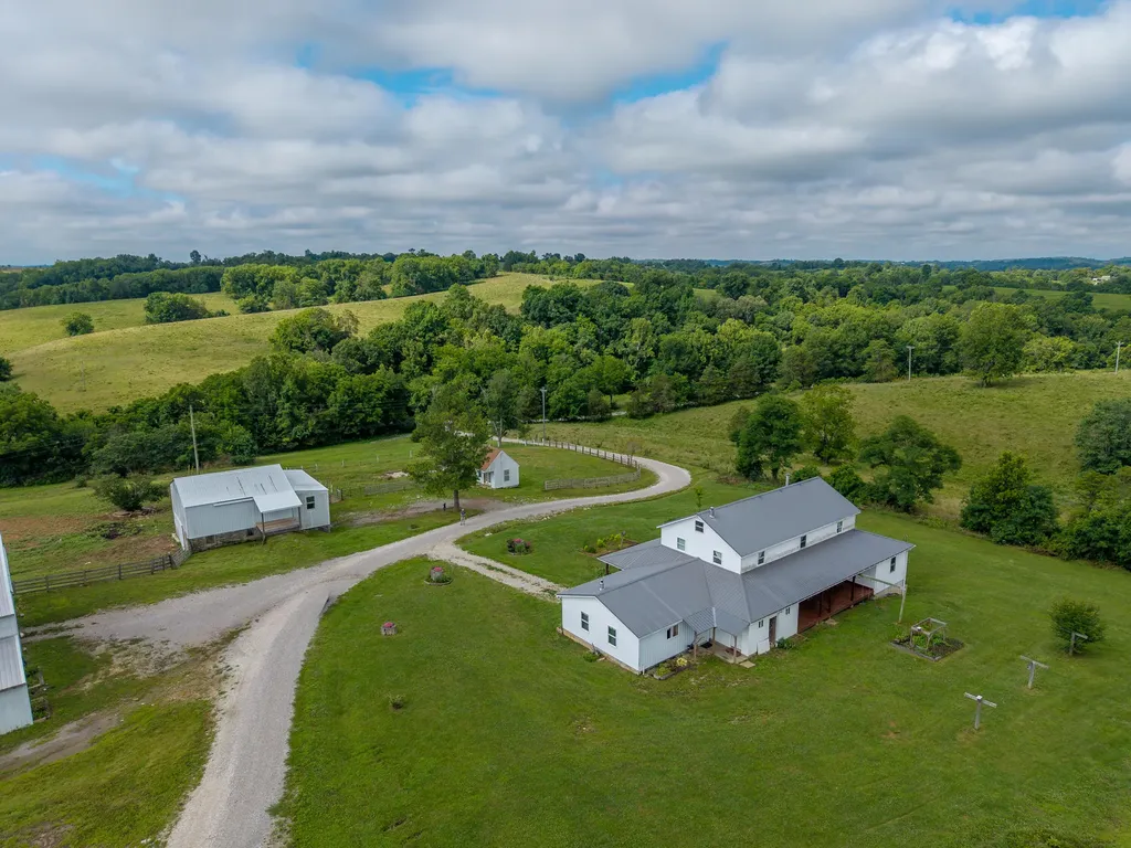 925 Sunset-locust Road Hillsboro KY 41049