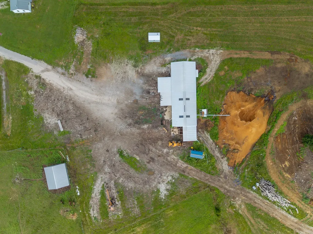 925 Sunset-locust Road Hillsboro KY 41049