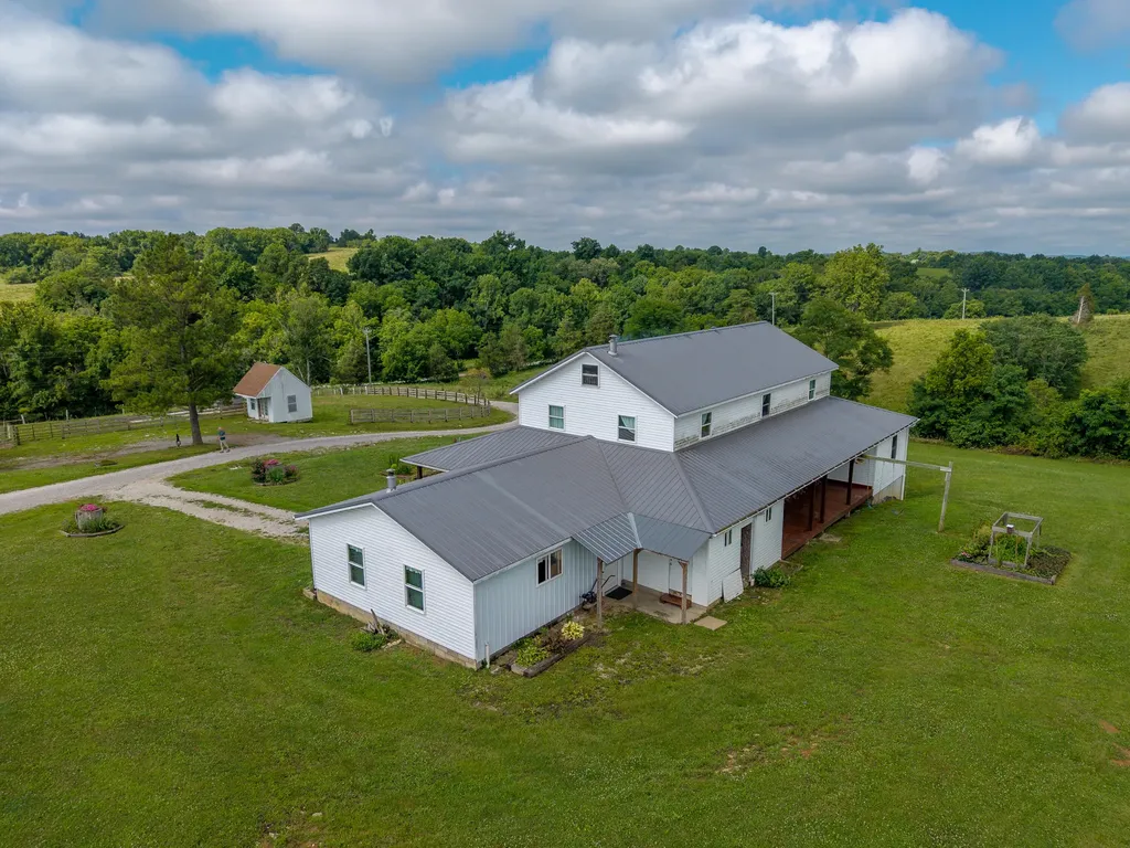 925 Sunset-locust Road Hillsboro KY 41049