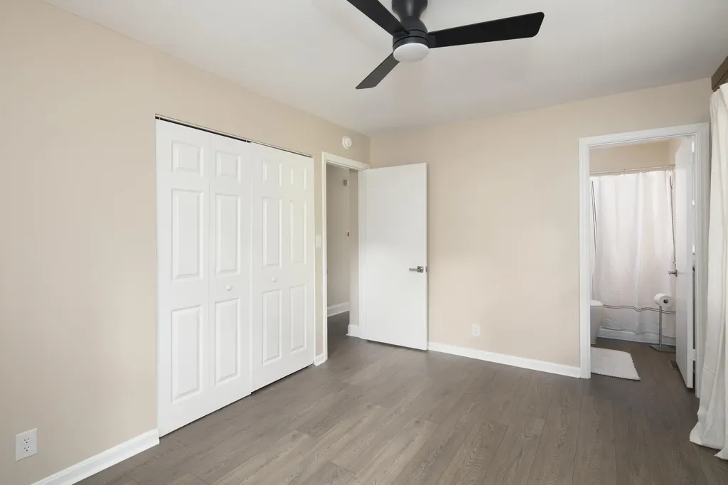 3475 Greentree Road Lexington KY 40517