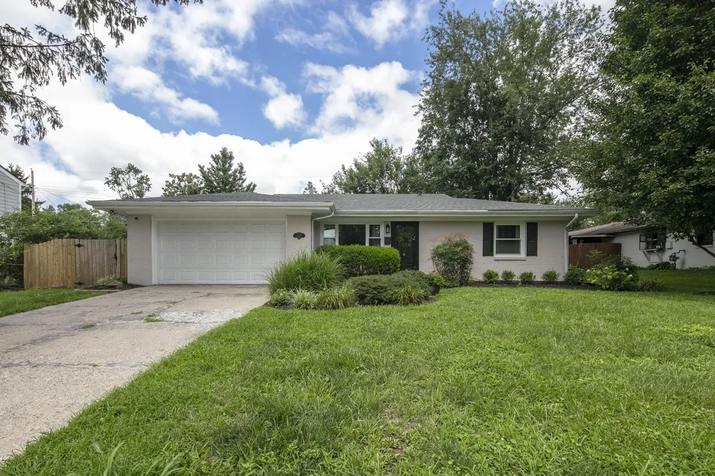 3475 Greentree Road Lexington KY 40517