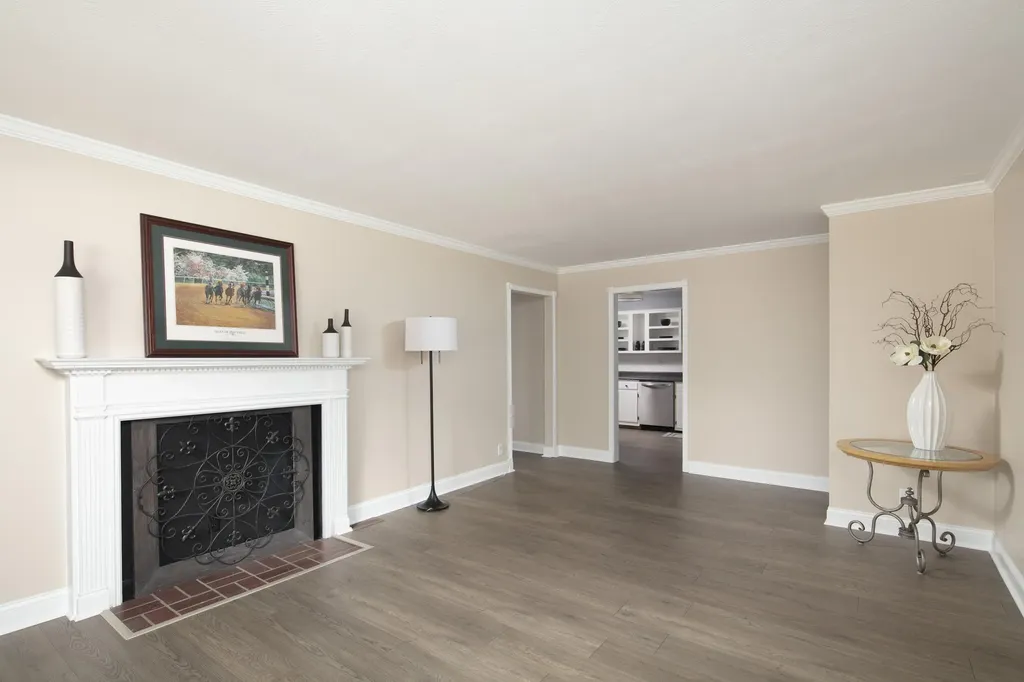 3475 Greentree Road Lexington KY 40517