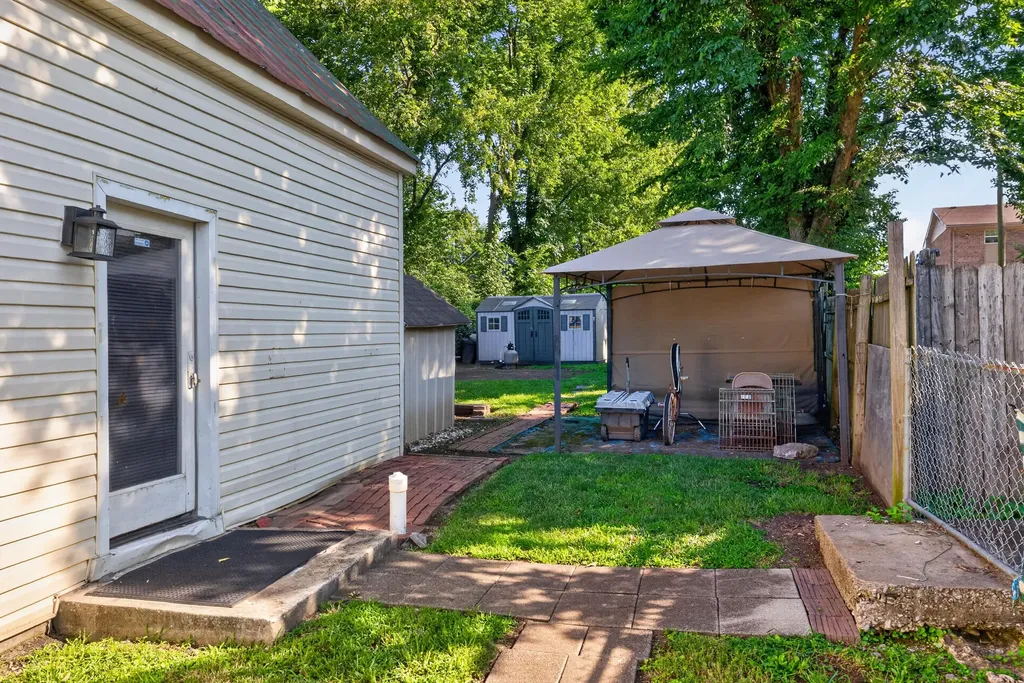 111 Ross Street Nicholasville KY 40356