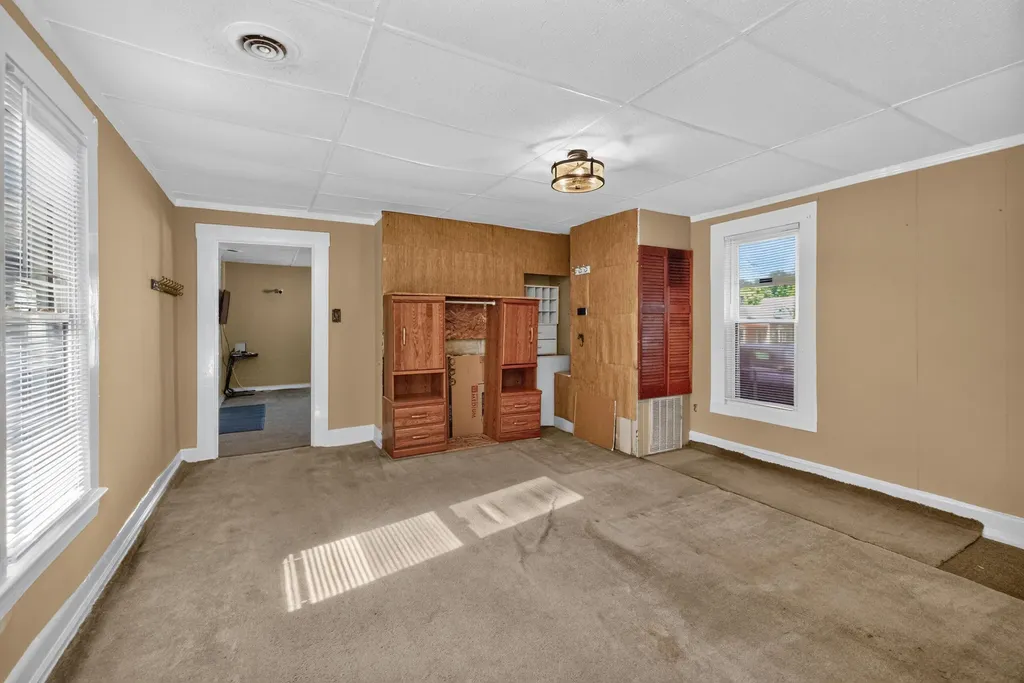 111 Ross Street Nicholasville KY 40356