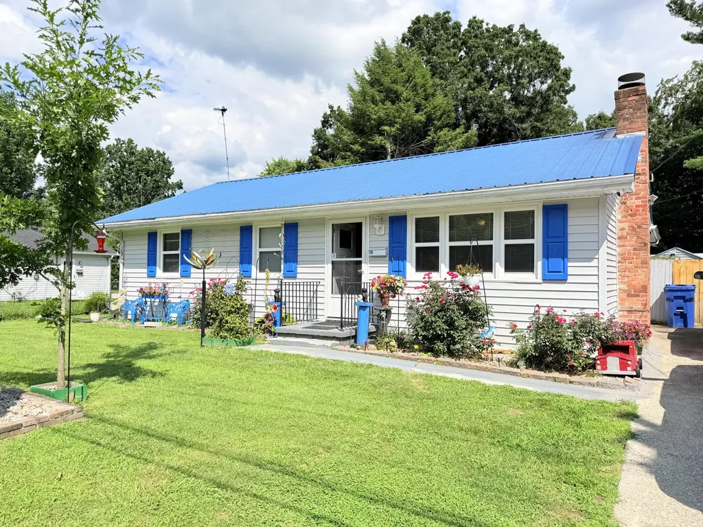 110 Dinsmore Street Berea KY 40403