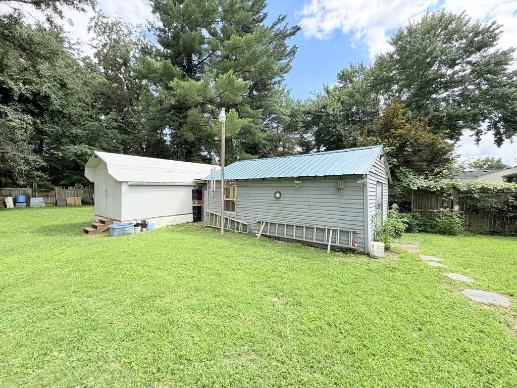 110 Dinsmore Street Berea KY 40403