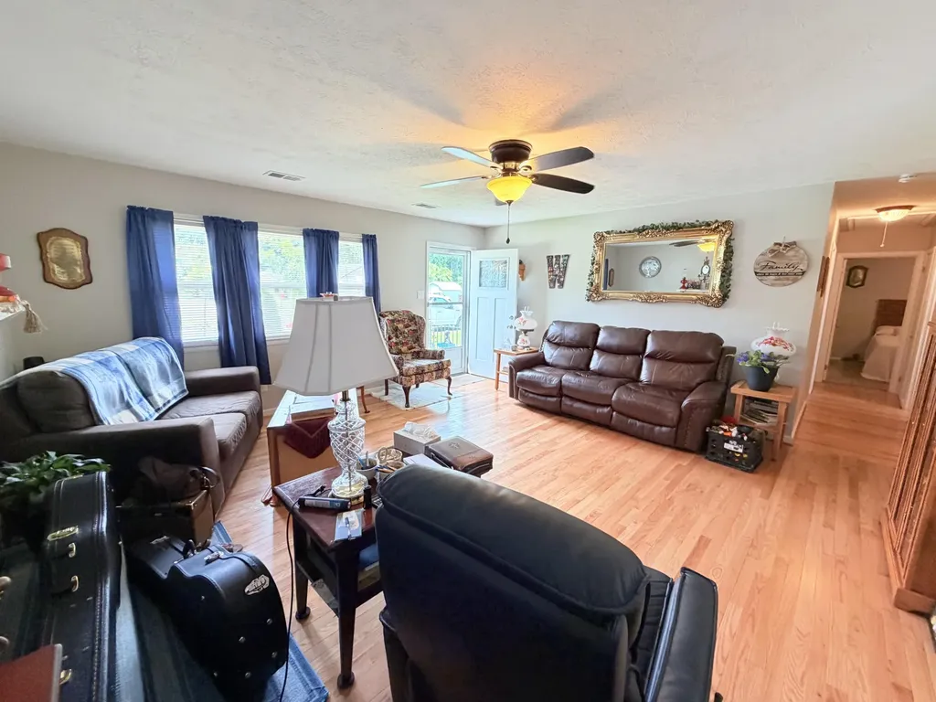 110 Dinsmore Street Berea KY 40403