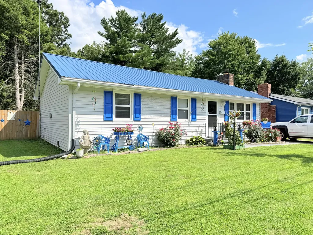 110 Dinsmore Street Berea KY 40403