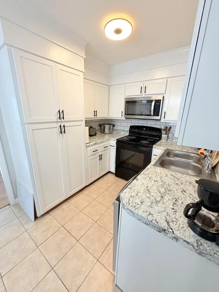 110 Dinsmore Street Berea KY 40403