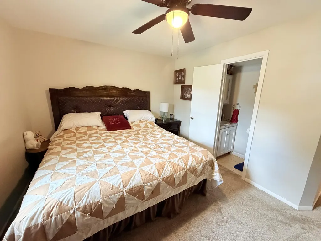 110 Dinsmore Street Berea KY 40403