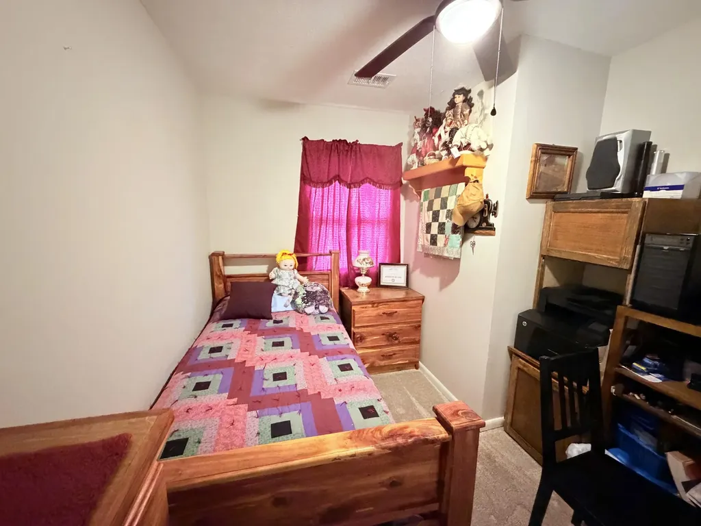 110 Dinsmore Street Berea KY 40403