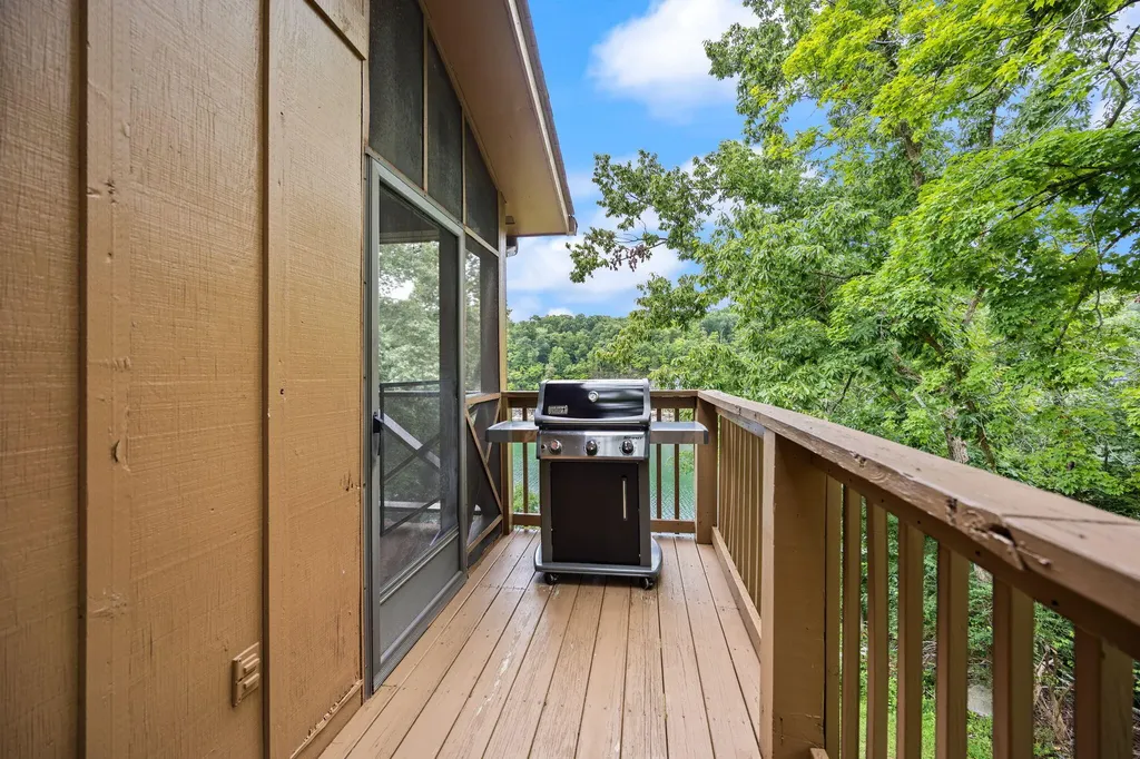 88-3 Woodson Bend Resort Bronston KY 42518