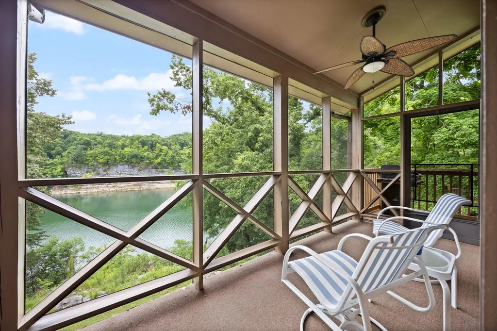 88-3 Woodson Bend Resort Bronston KY 42518