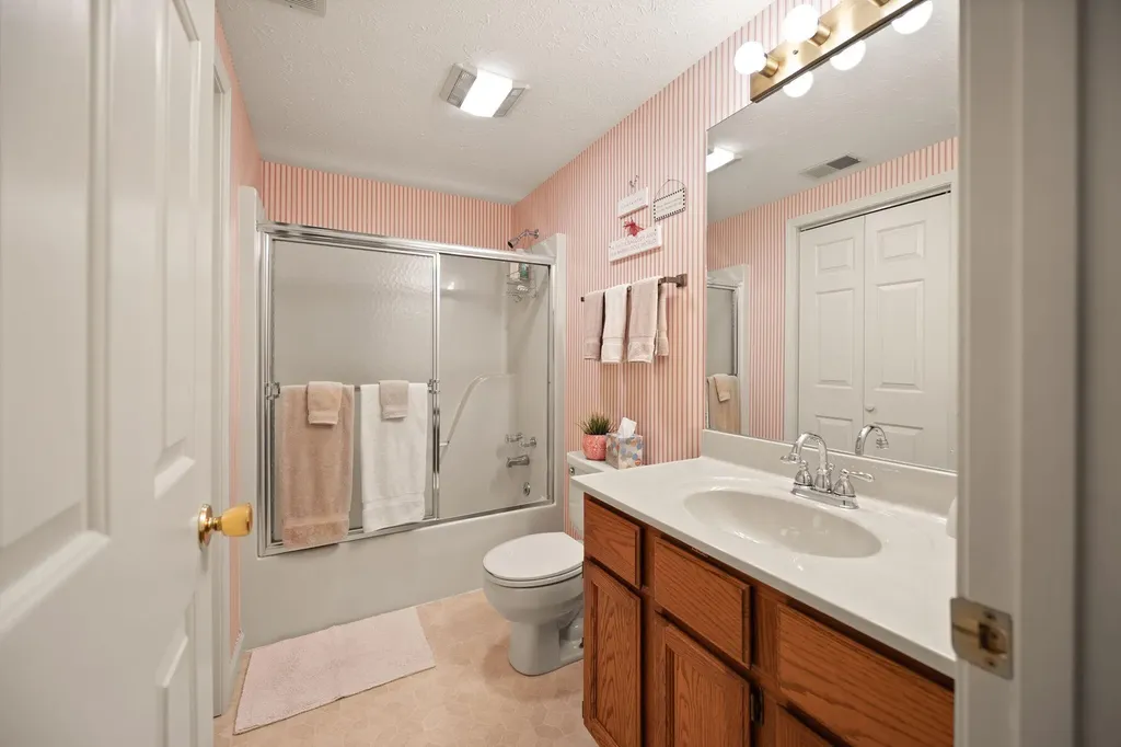 88-3 Woodson Bend Resort Bronston KY 42518